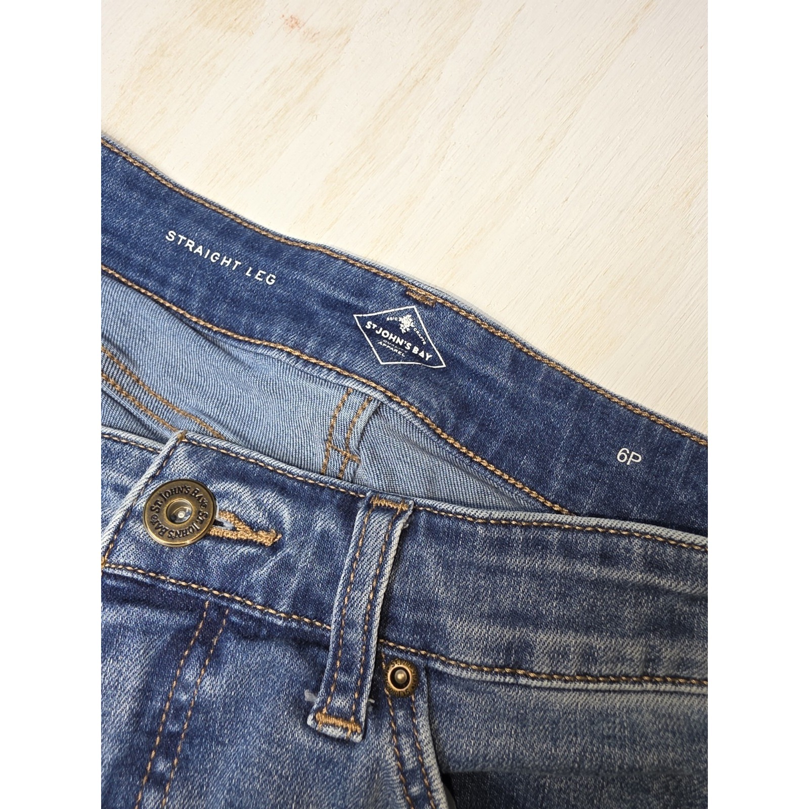 St. John's Bay Straight Leg Women's Size 6p Dark Wash Blue Denim Jeans